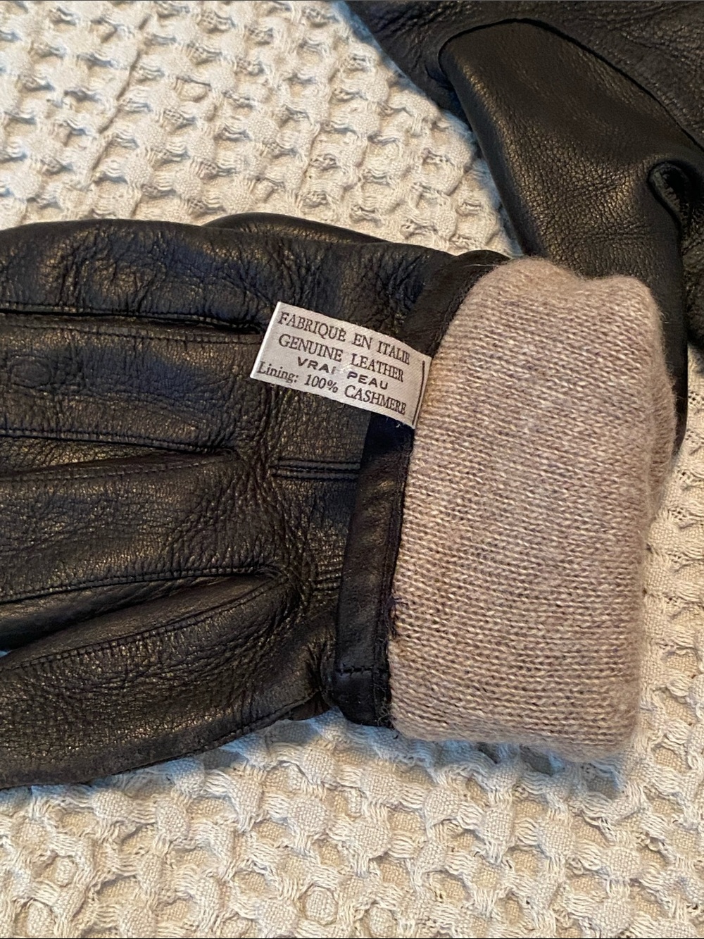 Harry Rosen  black gloves  men’s size M - Picture 4 of 12